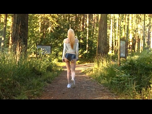 ❤️ Лепа жена се креће полако, а не голи видео ❌ Секс на sr.pornofilmtv.ru ﹏
